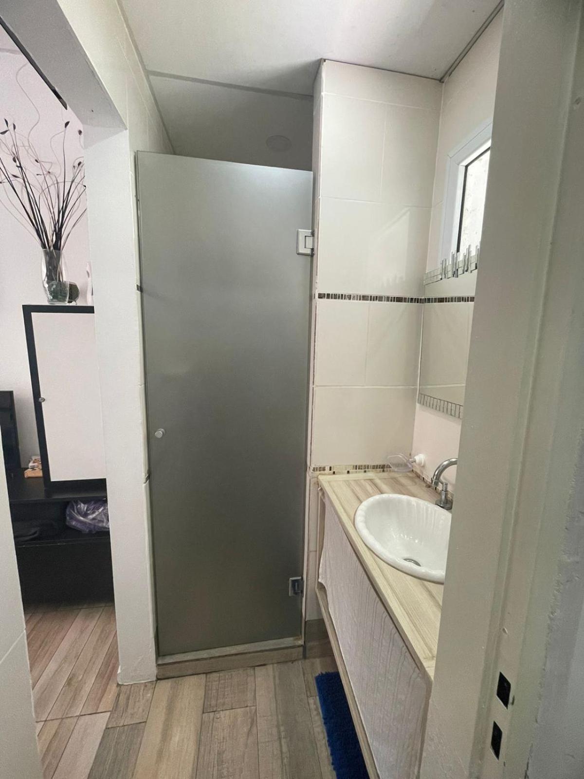 Ezeiza 2 Monoambiente Privado A 15 Minutos Del Aeropuerto Opcional Tranfer Desde Y Hacia El Aeropuerto De Ezeiza Las 24 Horas Pet Friendly Kültér fotó