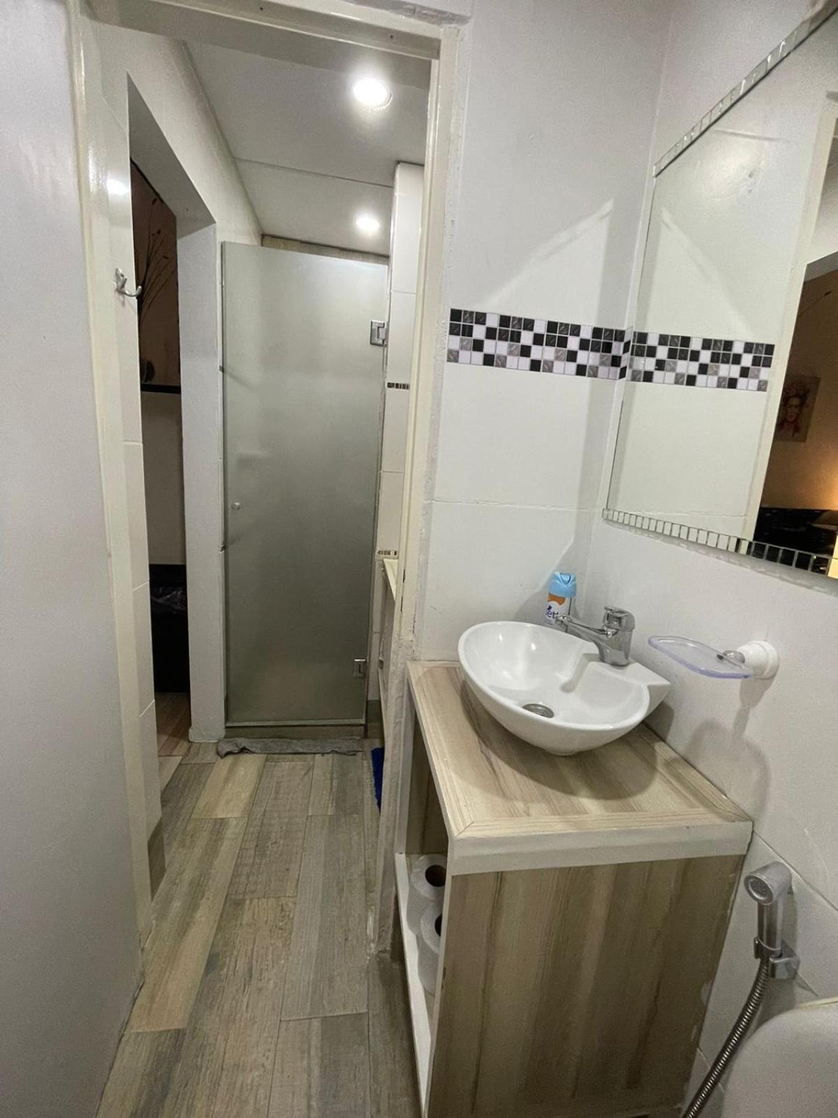 Ezeiza 2 Monoambiente Privado A 15 Minutos Del Aeropuerto Opcional Tranfer Desde Y Hacia El Aeropuerto De Ezeiza Las 24 Horas Pet Friendly Kültér fotó
